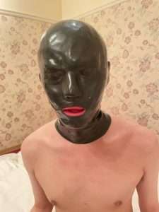 フェチクランケのラバーマスク呼吸管理擽り快楽痴療